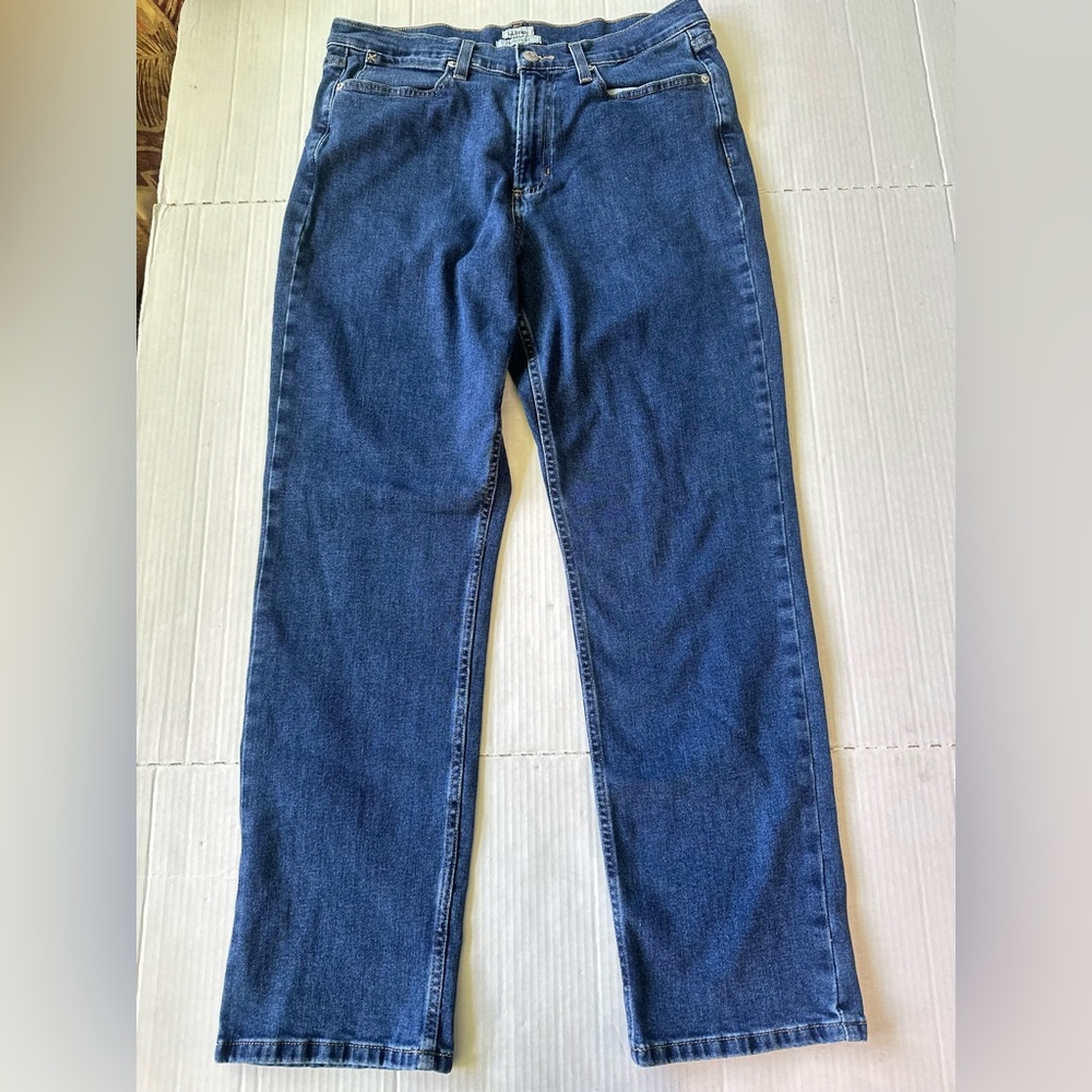 L.L. Bean Jeans Women’s Size 12 Reg Favorite Fit Medium Wash Straight Leg‎